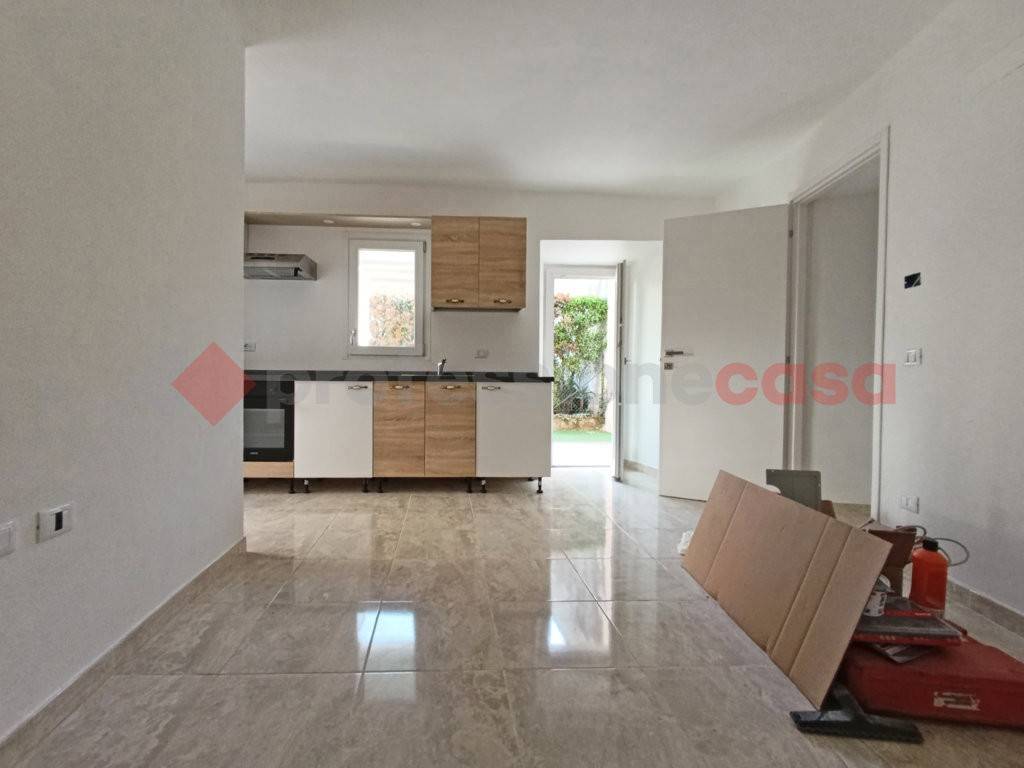 Appartamento a Arona in Via Crosa - Foto 5
