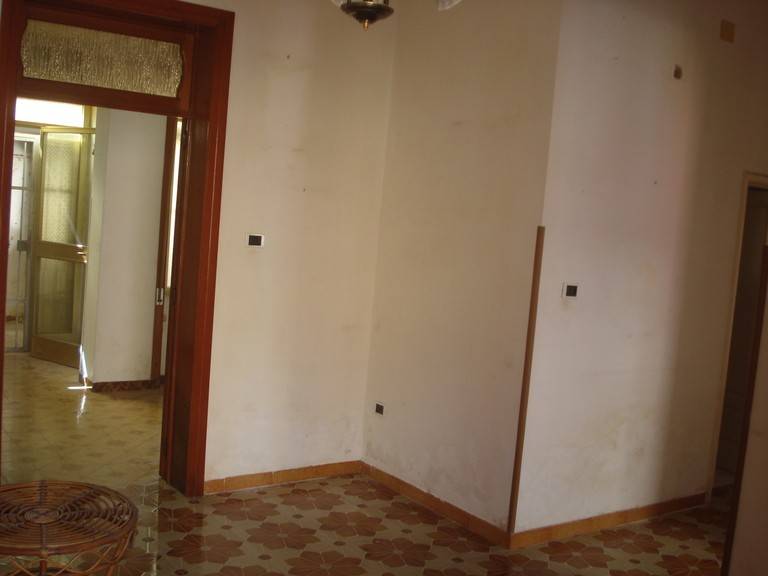 Casa indipendente a Racale in Via Isonzo - Foto 5