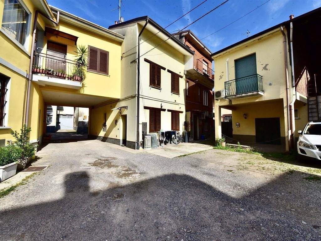 Casa indipendente a Caronno pertusella in Via Trieste, 1141 - Foto 4