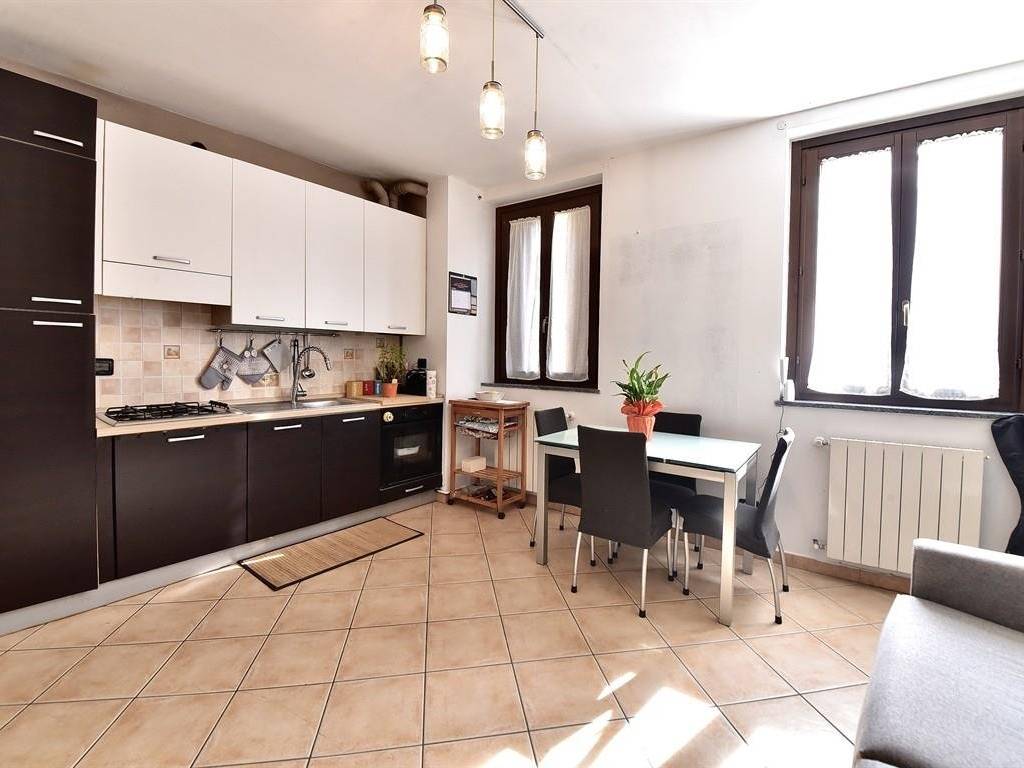 Casa indipendente a Caronno pertusella in Via Trieste, 1141 - Foto 5