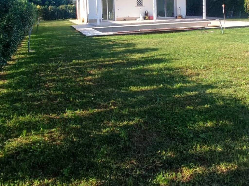 Villa a Pietrasanta in Viale Apua - Foto 4