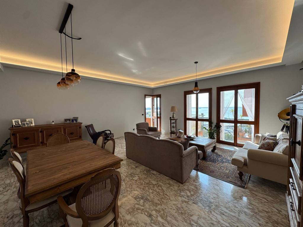 Appartamento a Taranto in Viale Virgilio, 104 - Foto 2