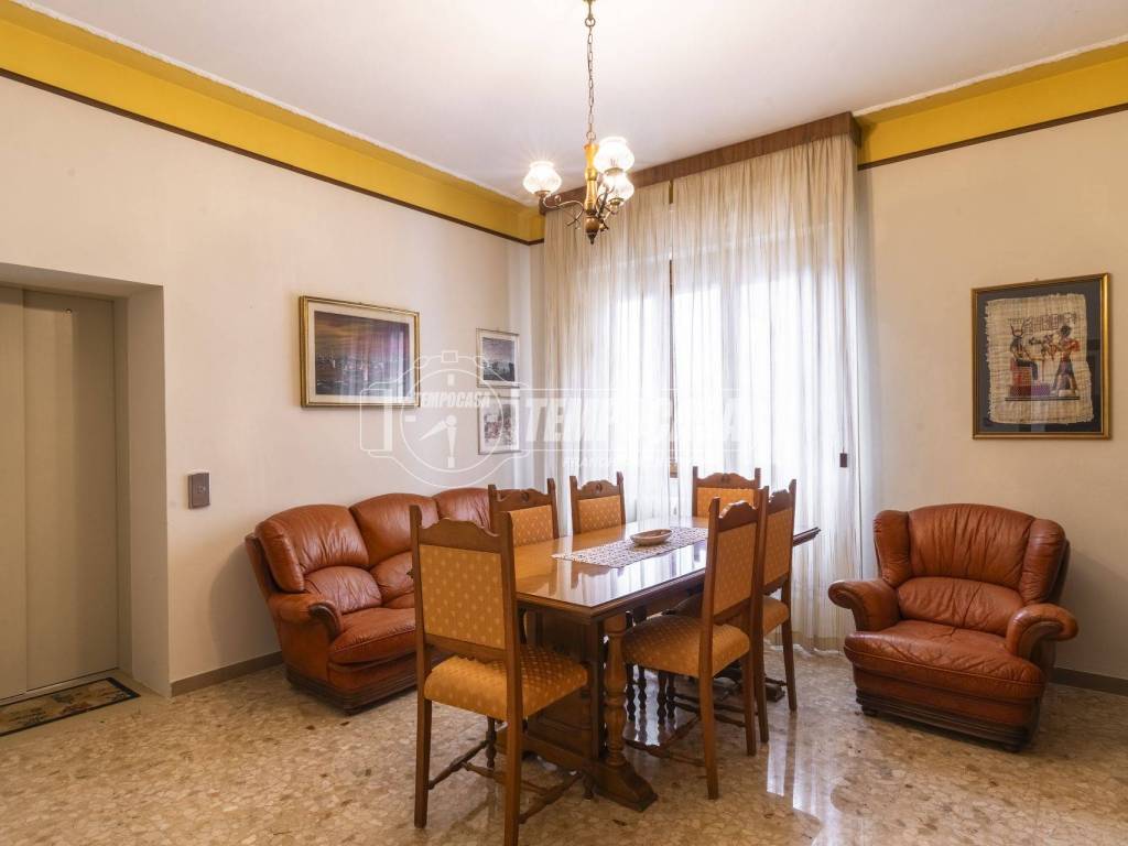 Appartamento a Civitanova marche in Via Costa Martina - Foto 3