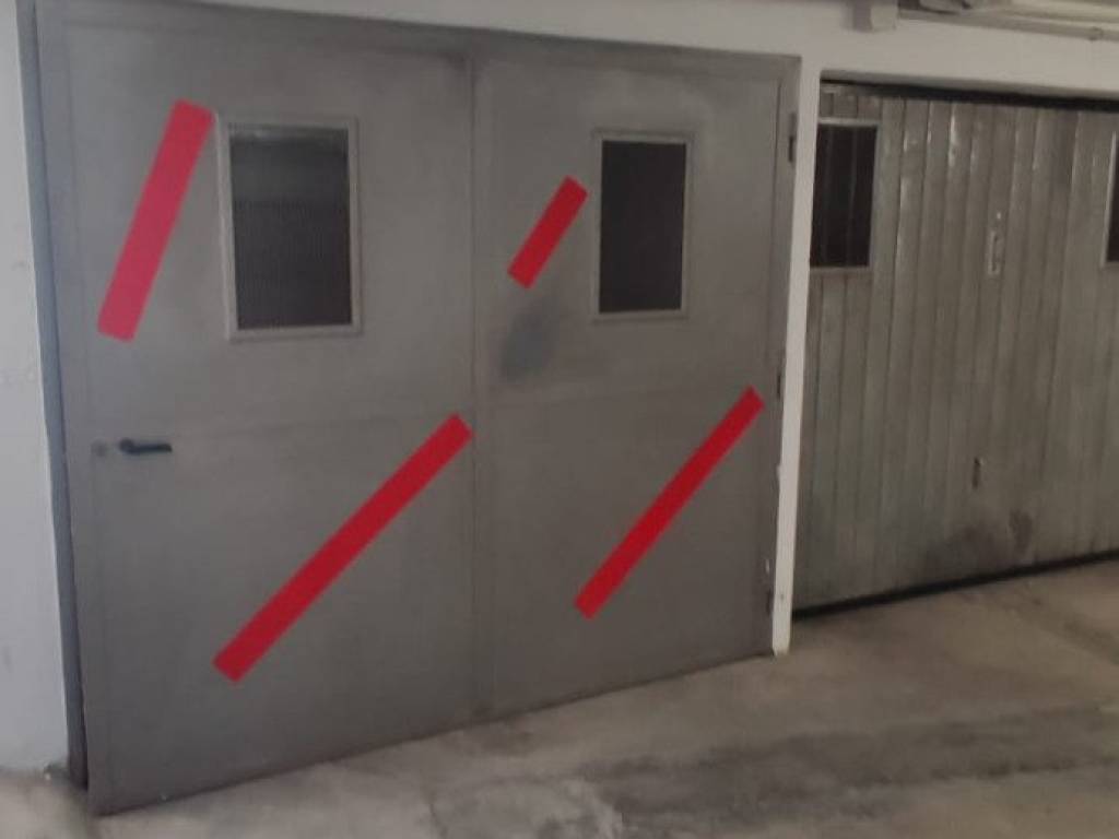 Box / garage a Loano in Via Francesco Petrarca - Foto 4