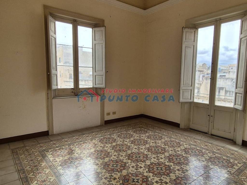 Palazzo / stabile a Trapani in Via Colonnello Romey - Foto 2