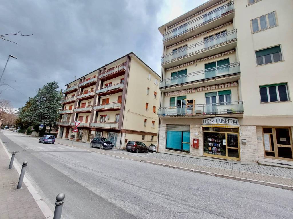 Appartamento a Fabriano in VIA SERRALOGGIA, 26 - Foto 3