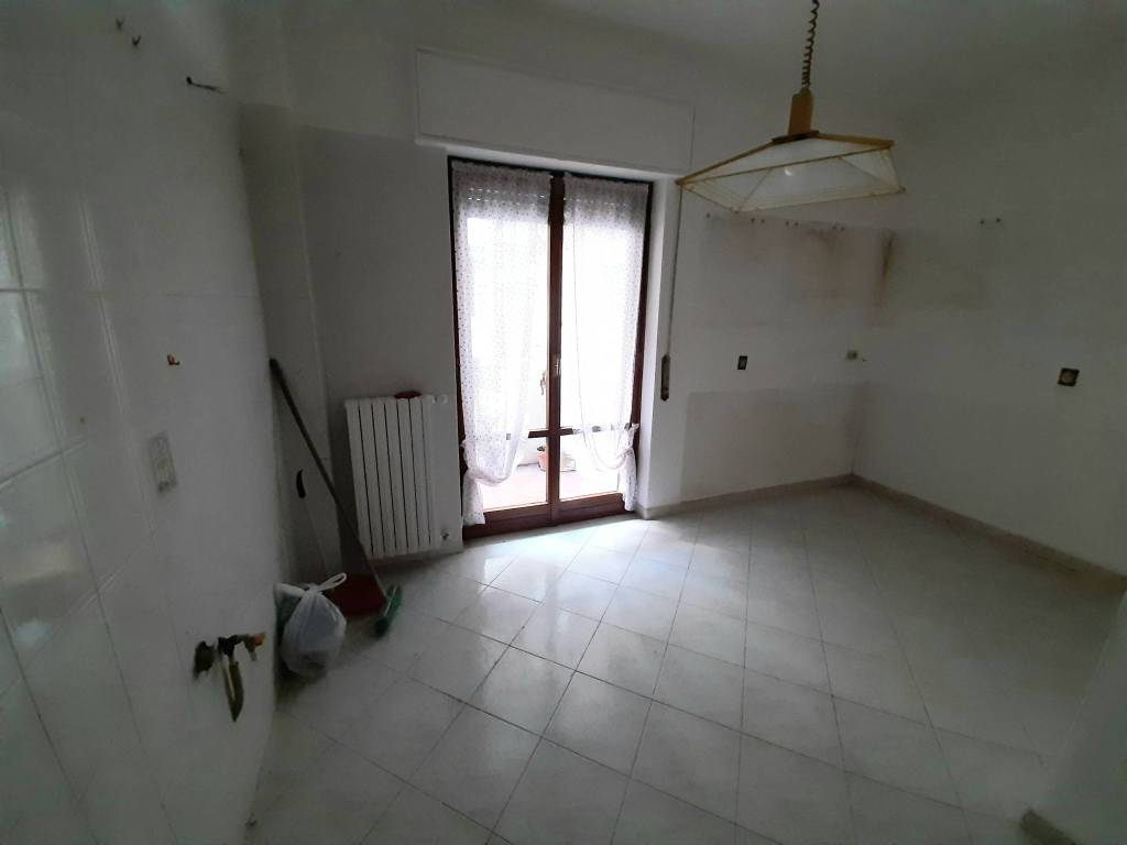 Appartamento a Catanzaro in Viale Vincenzo De Filippis - Foto 4