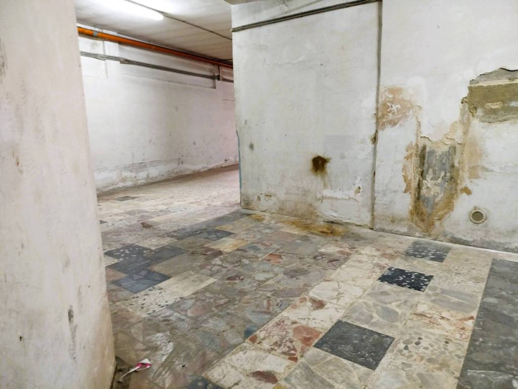 Box / garage a Manfredonia in Via Ludovico Ariosto - Foto 5
