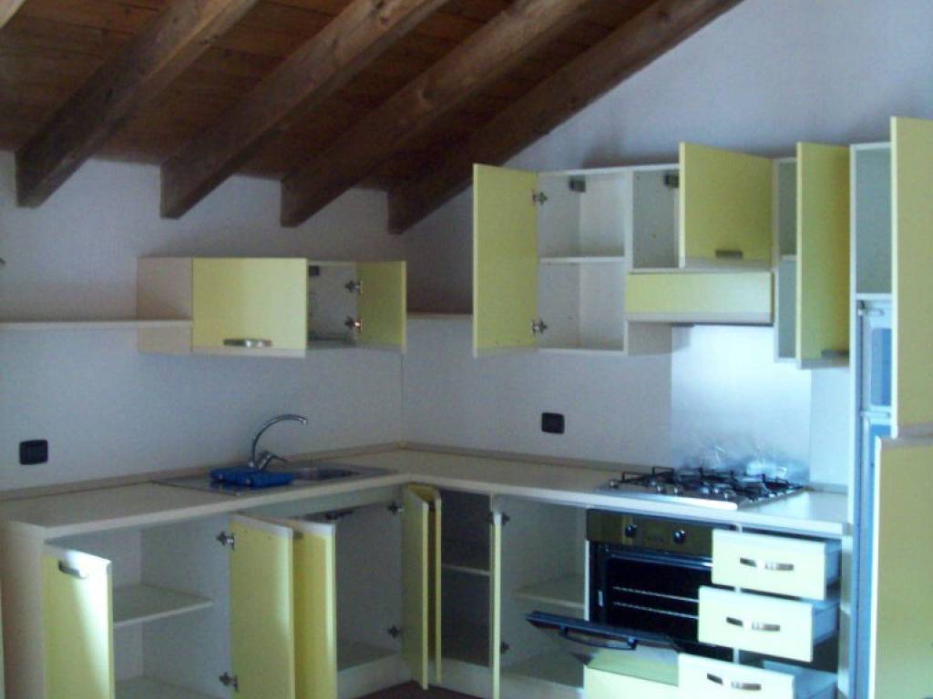 Rustico / casale a Oleggio - Foto 5