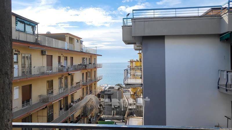 Appartamento a Salerno in Via Vito Lembo - Foto 2