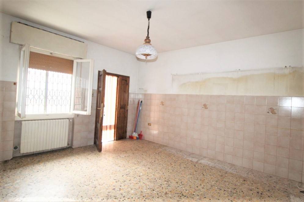 Casa indipendente a Montevarchi in Via di Ricasoli - Foto 4