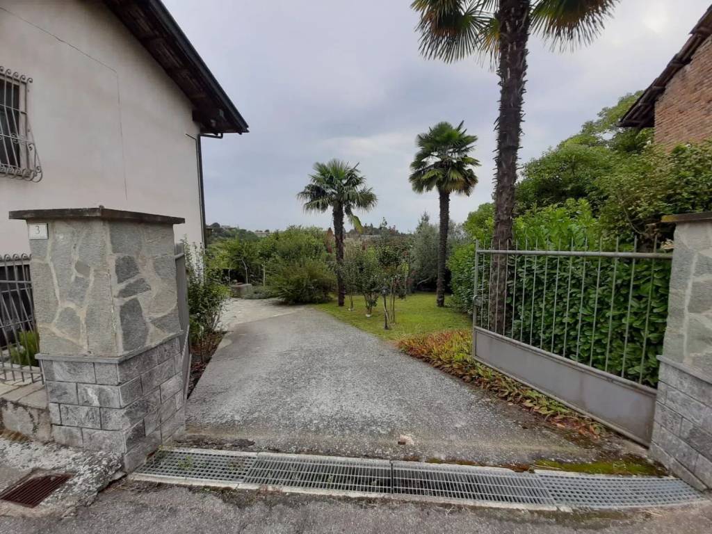 Villa a Robella in Via Pian d'Asiago, 3 - Foto 3