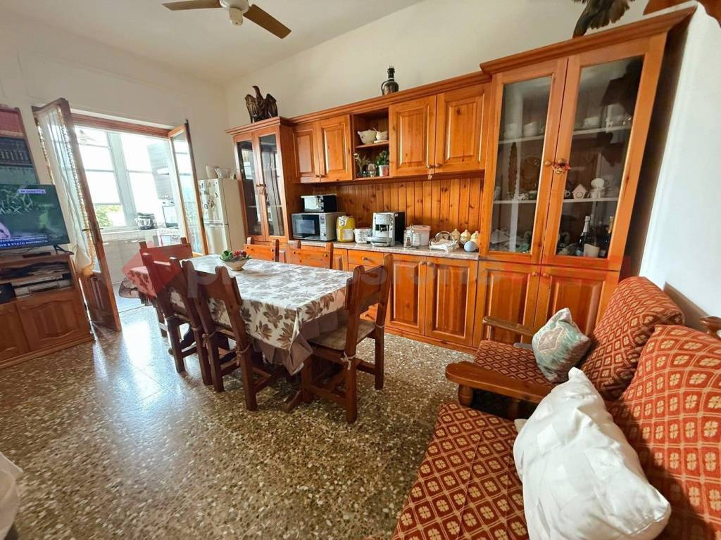 Appartamento a Pulsano in VIA CESARE BATTISTI, 118 - Foto 4