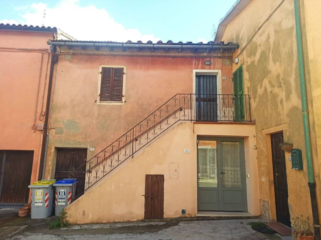 Casa indipendente a Castiglione del lago in Via Roma, 152 - Foto 4