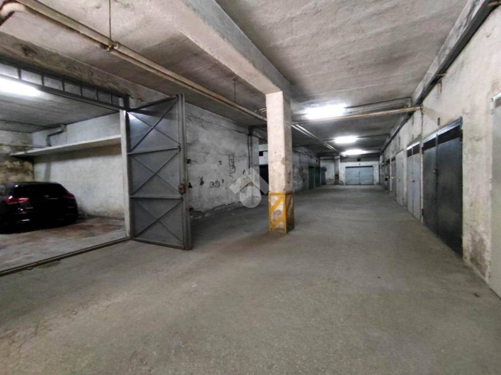 Box / garage a Ercolano in VIA PANORAMICA - Foto 5