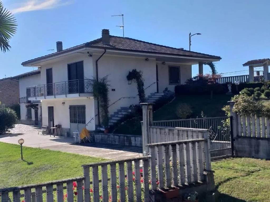 Villa a Robella in Via Pian d'Asiago, 1 - Foto 4