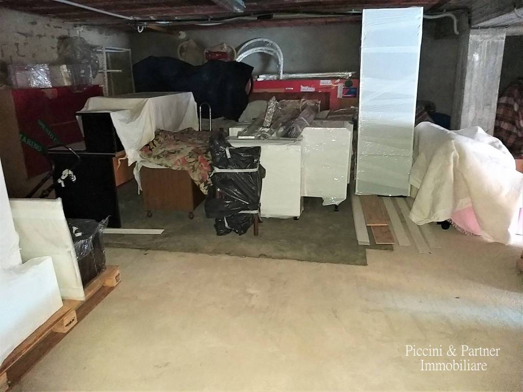 Box / garage a Castiglione del lago in Via Roma - Foto 5