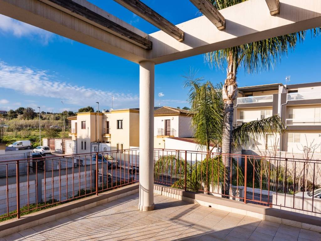 Villa a Vittoria in Via Avvocato Giuseppe Scifo - Foto 4