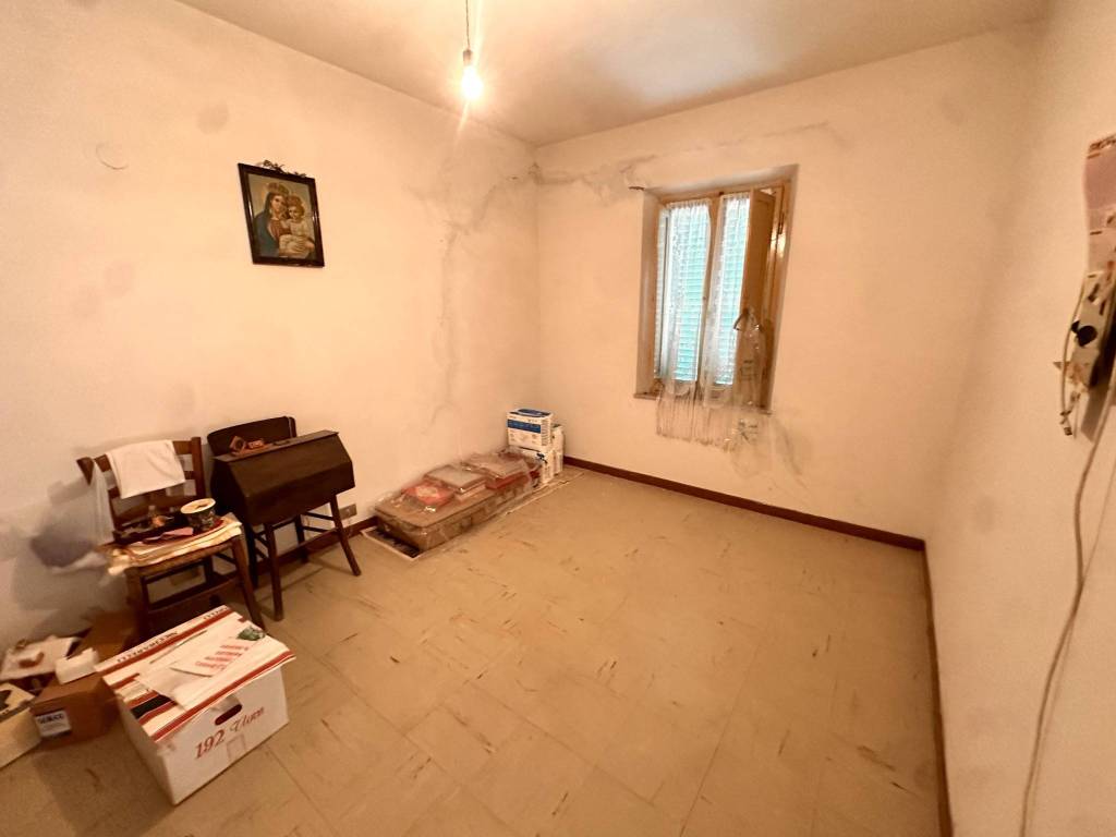 Casa indipendente a Castiglione del lago in Località Prima Poggi - Foto 5