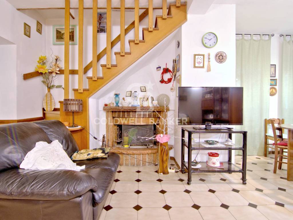 Casa indipendente a Campo nell'elba in Piazza Maggiore Gadani - Foto 5