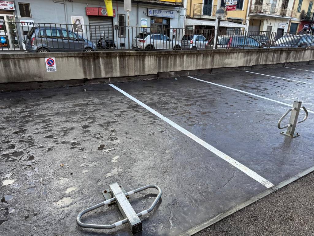 Box / garage a Nocera superiore in Via Giuseppe Garibaldi, 86 - Foto 3