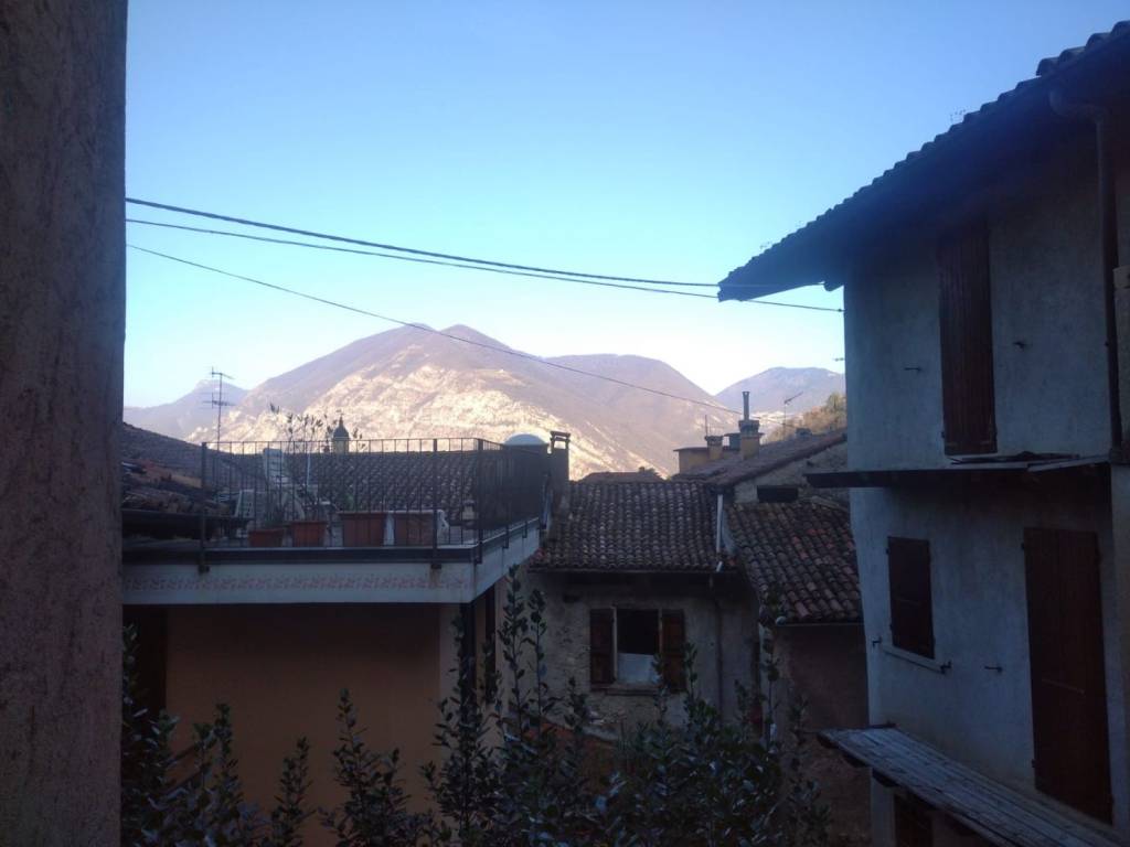 Appartamento a Iseo in Via volontari del sangue 5 , - Foto 3