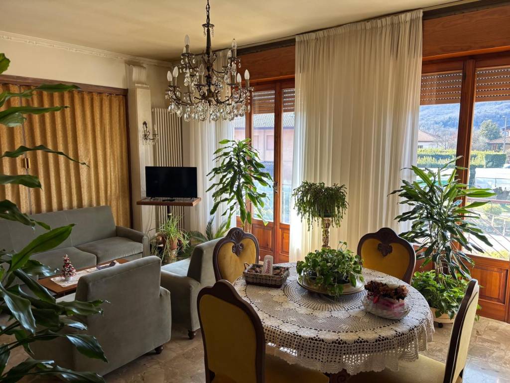Appartamento a Besano in Via Ippolito Volpi, 41 - Foto 5
