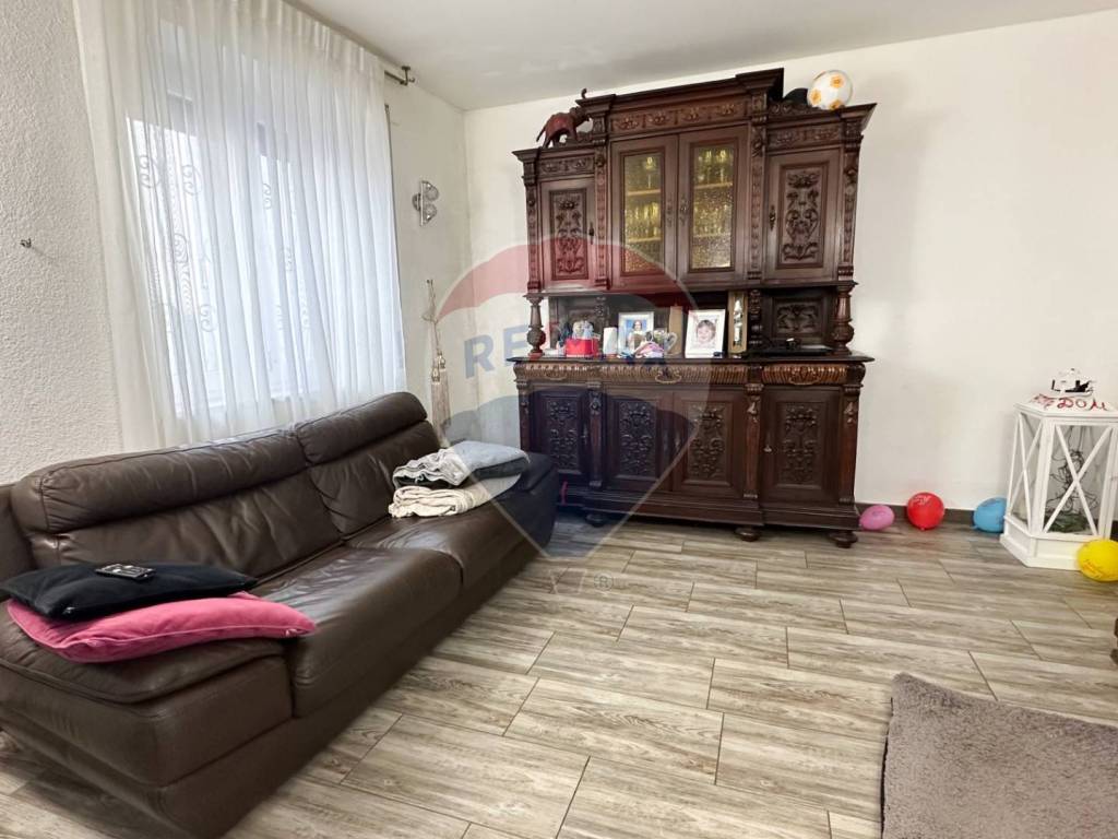 Appartamento a Luino in Via Campagna, 6 - Foto 2