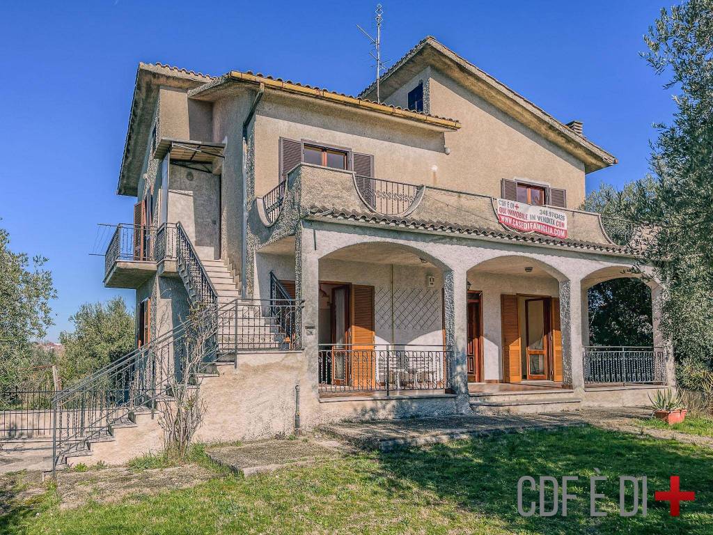 Villa a Fara in sabina in Via Salaria Vecchia - Foto 3