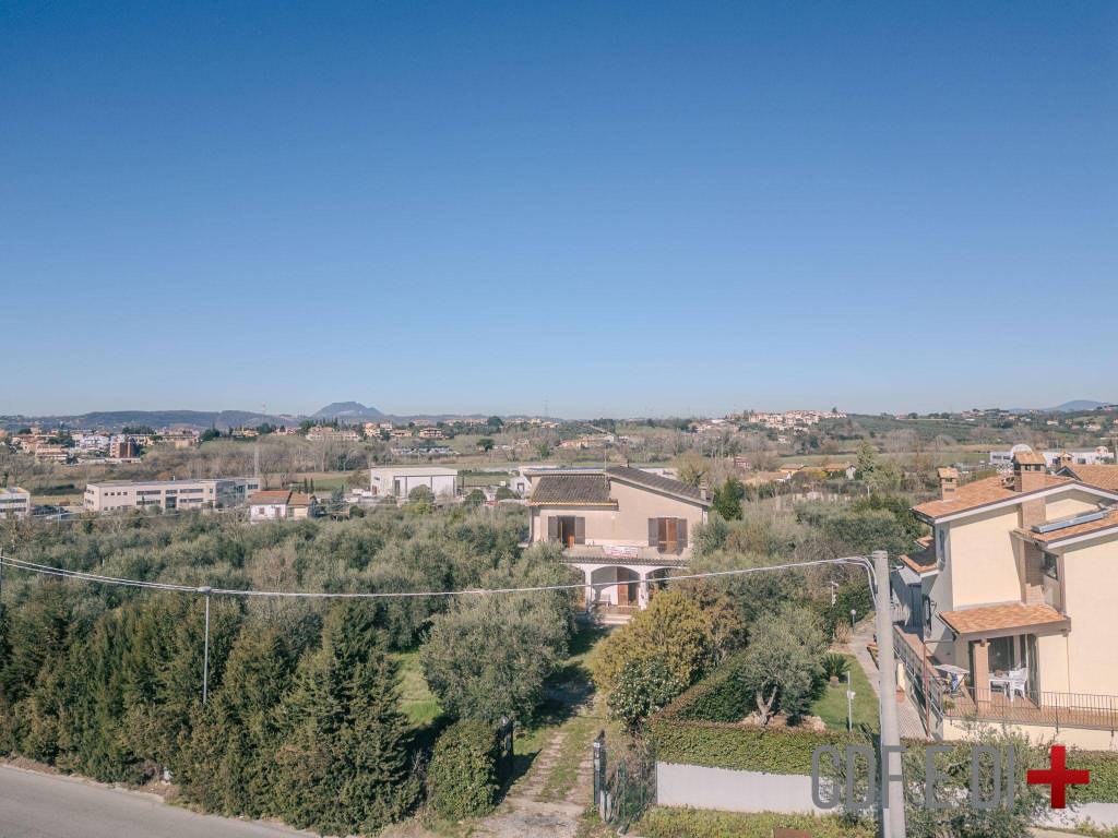 Villa a Fara in sabina in Via Salaria Vecchia - Foto 4