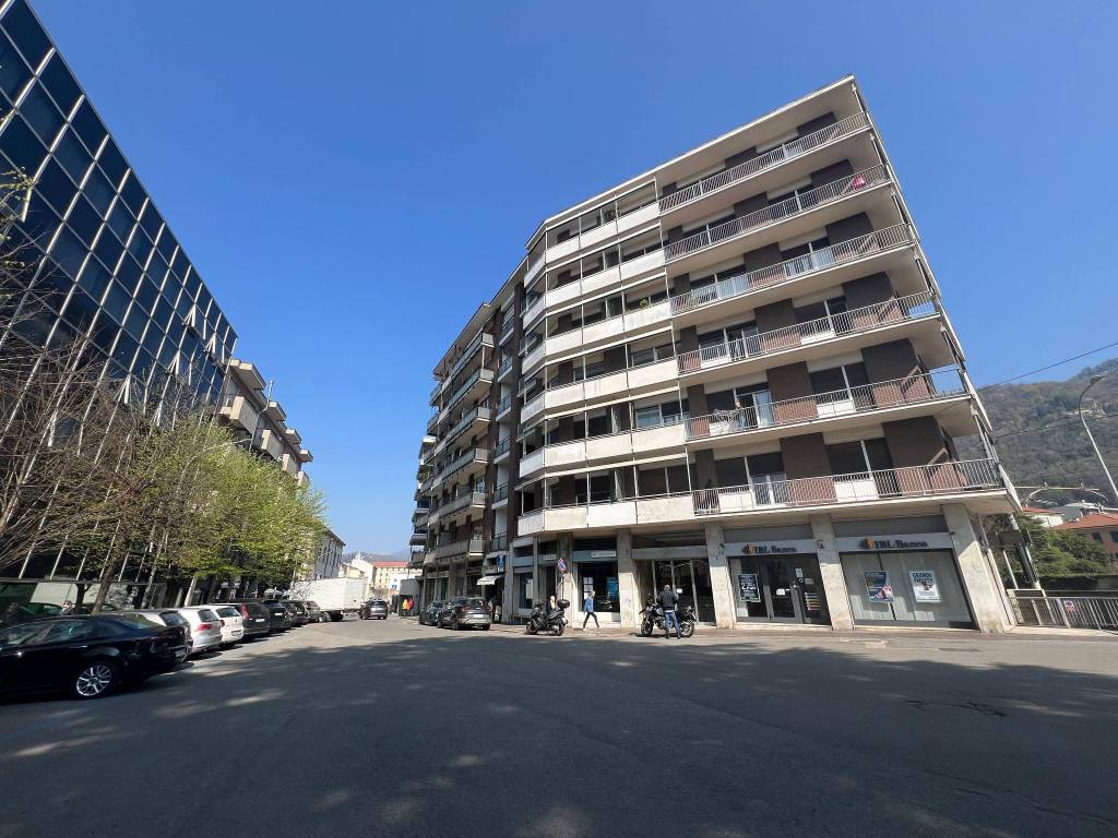 Appartamento a Como in Piazzale Gerbetto - Foto 2