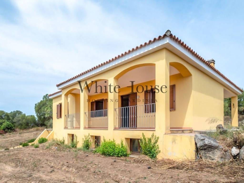 Villa a Arzachena in SS125 Orientale Sarda s.n.c - Foto 2