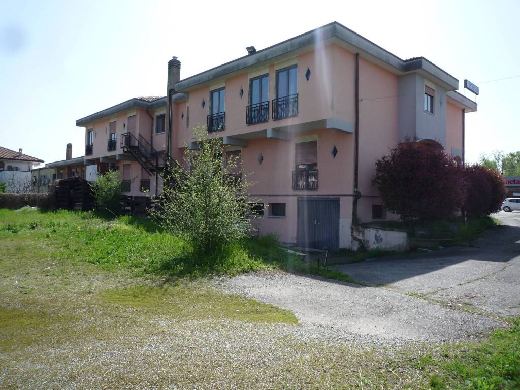 Immobile a Castelletto sopra ticino in Via Sempione, 162 - Foto 3