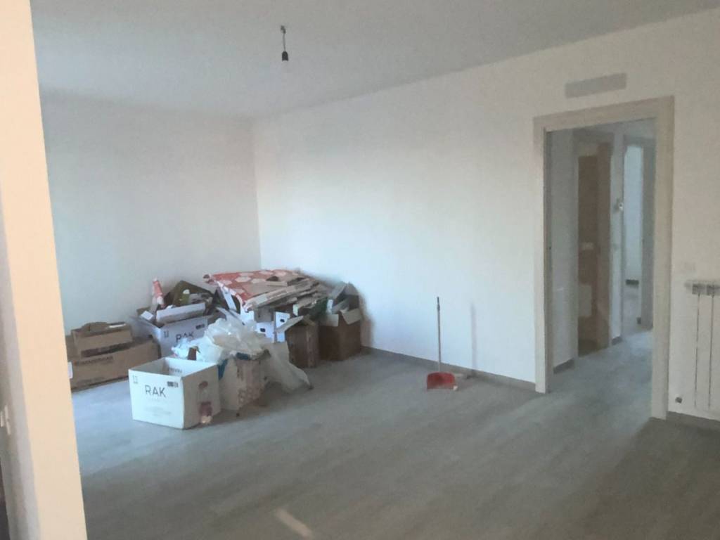 Appartamento a Nereto in Piazza Camillo Benso di Cavour - Foto 4