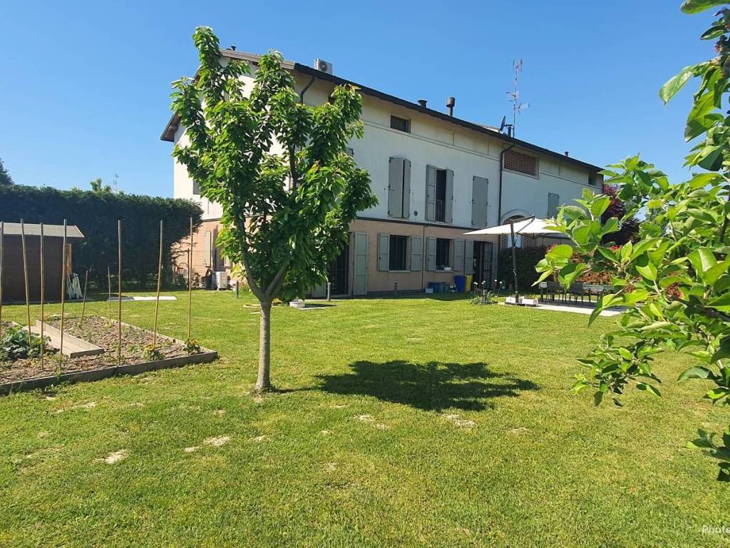 Appartamento a Reggio emilia in via Giuseppe Tommasi di Lampedusa - Foto 2