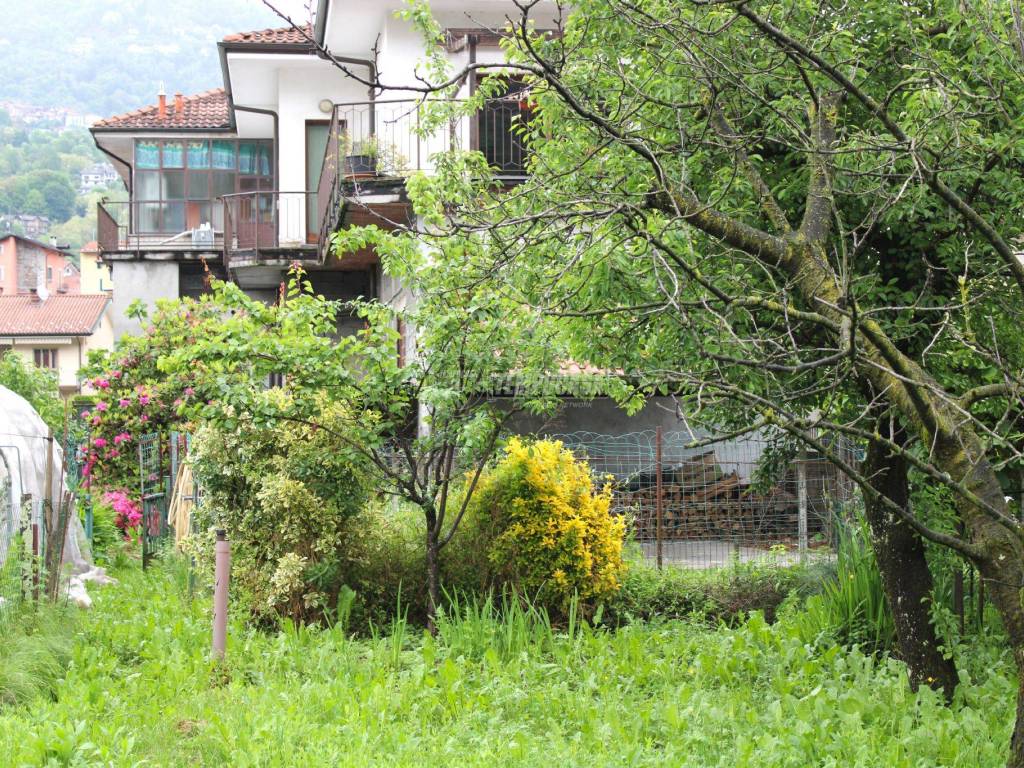 Casa indipendente a Verbania in Via Renco 51 - Foto 2