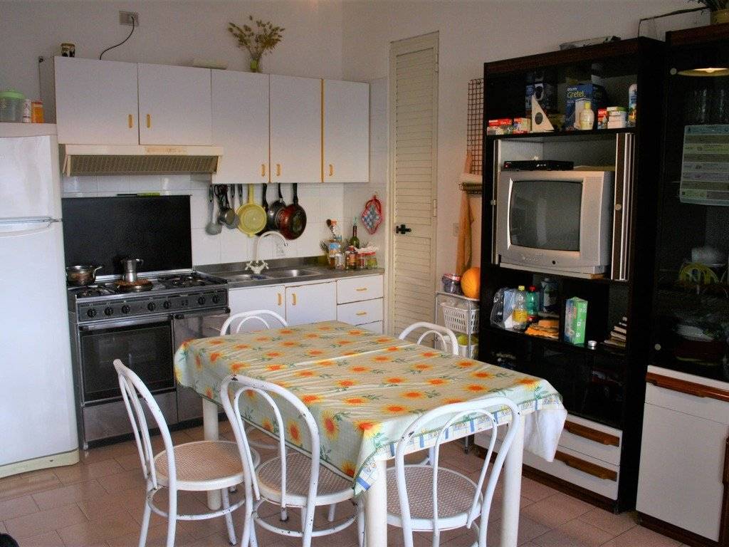 Villa a Ugento in corso Cristoforo Colombo, 62 - Foto 2