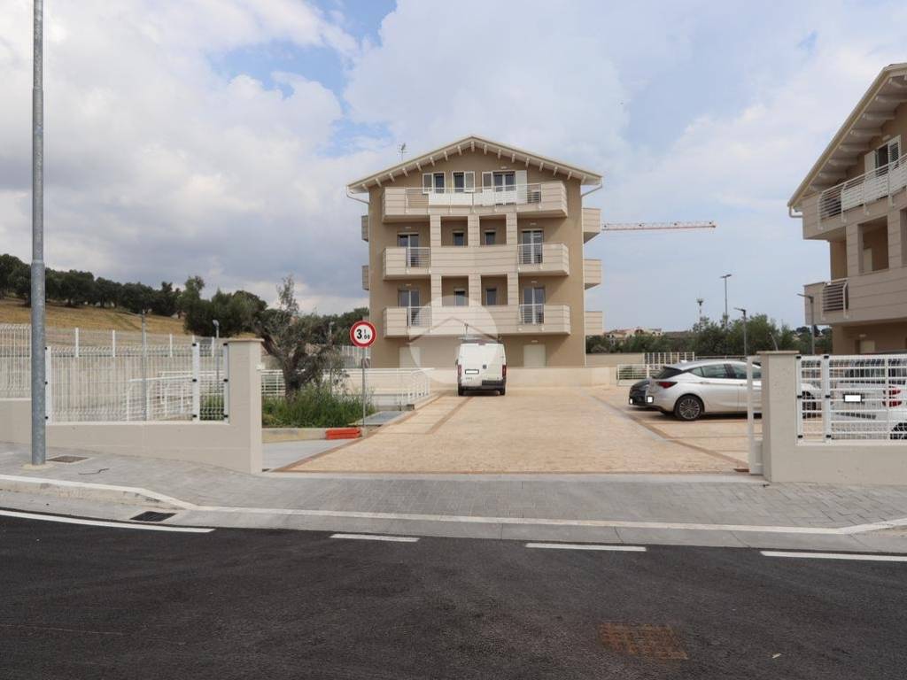 Appartamento a Tortoreto in Via Giovanni Ricci, 18 - Foto 2