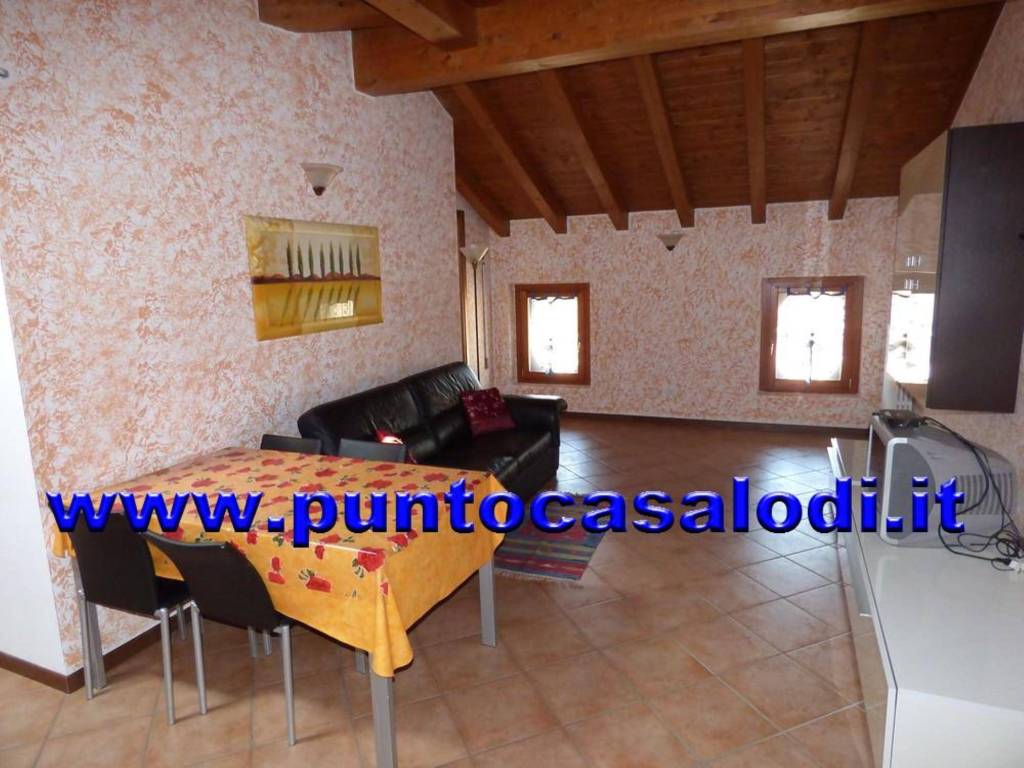 Attico / mansarda a Borghetto lodigiano in Borghetto Lodigiano - Foto 4