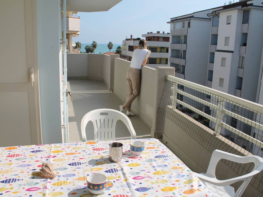 Appartamento a Alba adriatica in Via Pompeo, 8 - Foto 4