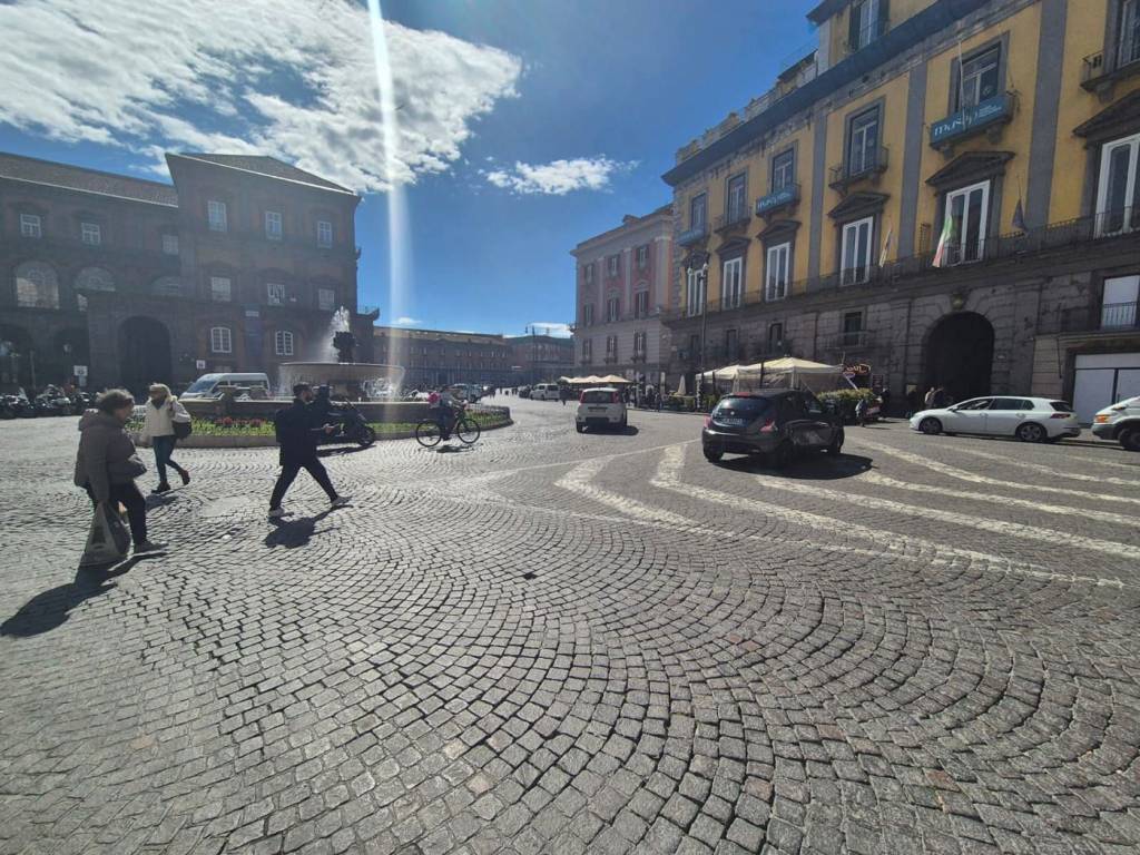Immobile a Napoli in Piazza Trieste e Trento - Foto 3