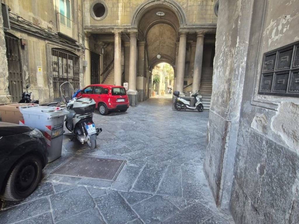 Immobile a Napoli in Piazza Trieste e Trento - Foto 4