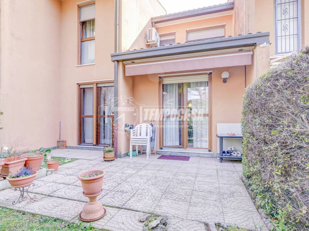 Villetta a schiera a Casorate sempione in Via della Serena 3 - Foto 2