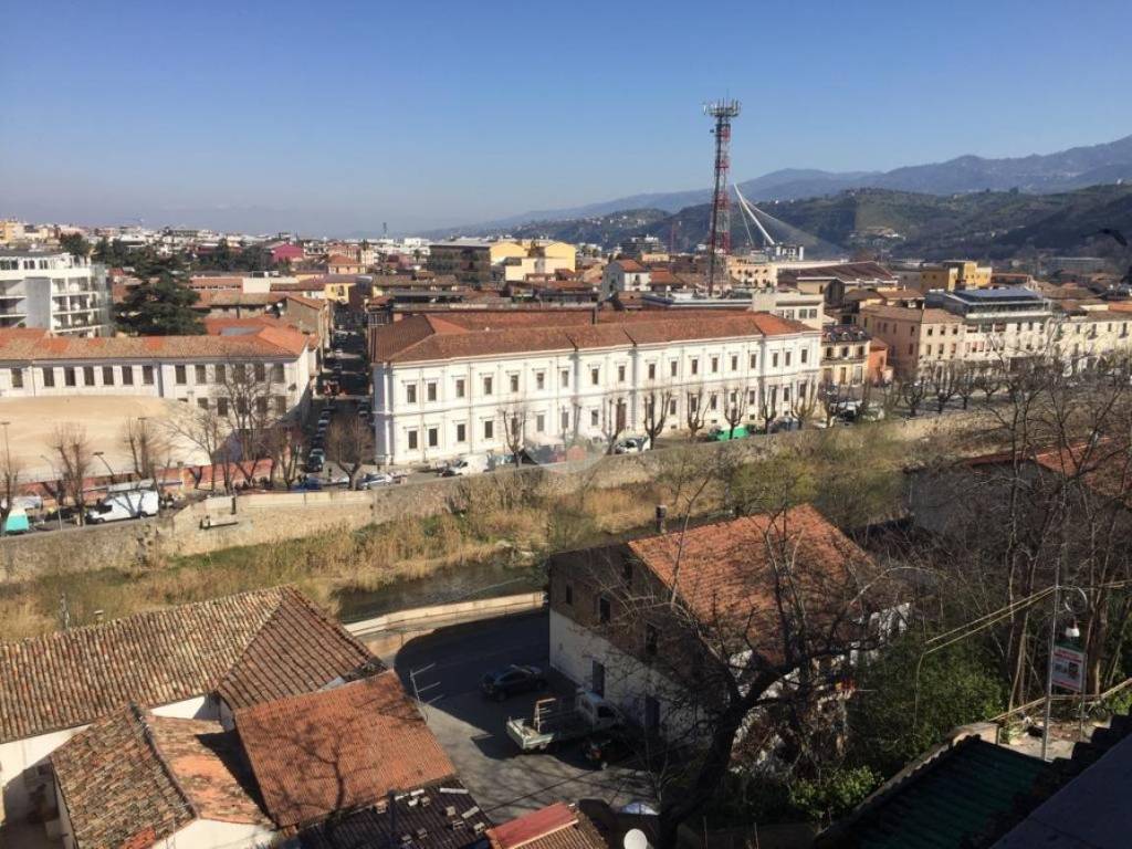 Appartamento a Cosenza in Via Giuseppe Garibaldi, 2 - Foto 3