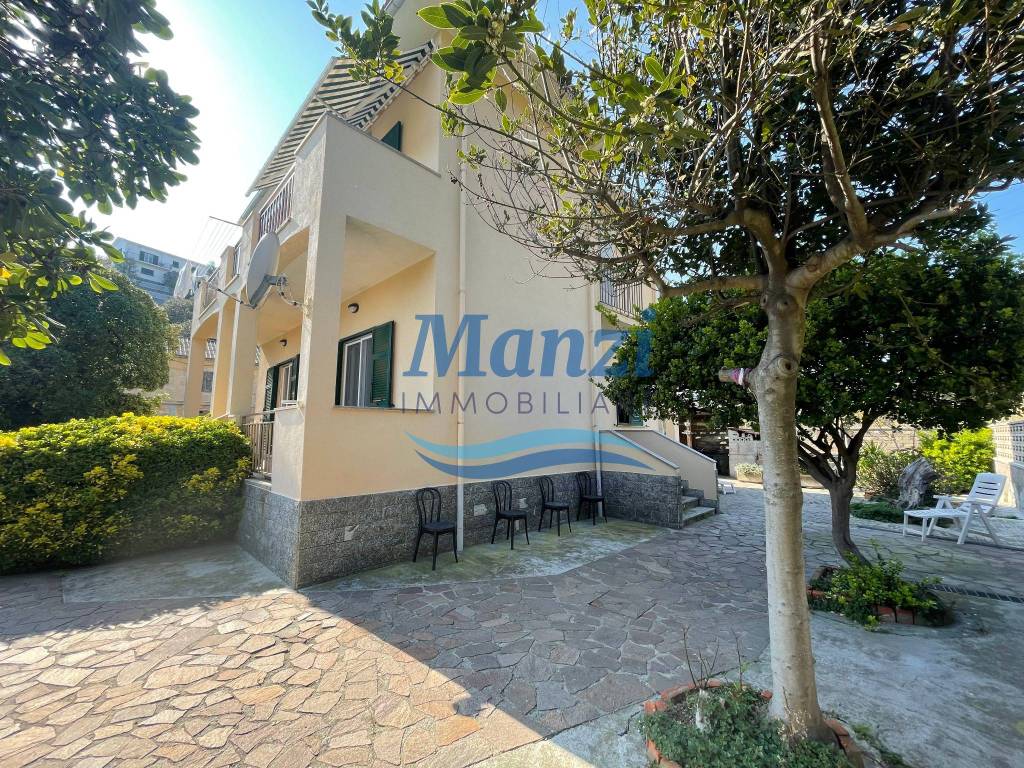 Appartamento a Celle ligure in Via Roglio, 1 - Foto 2