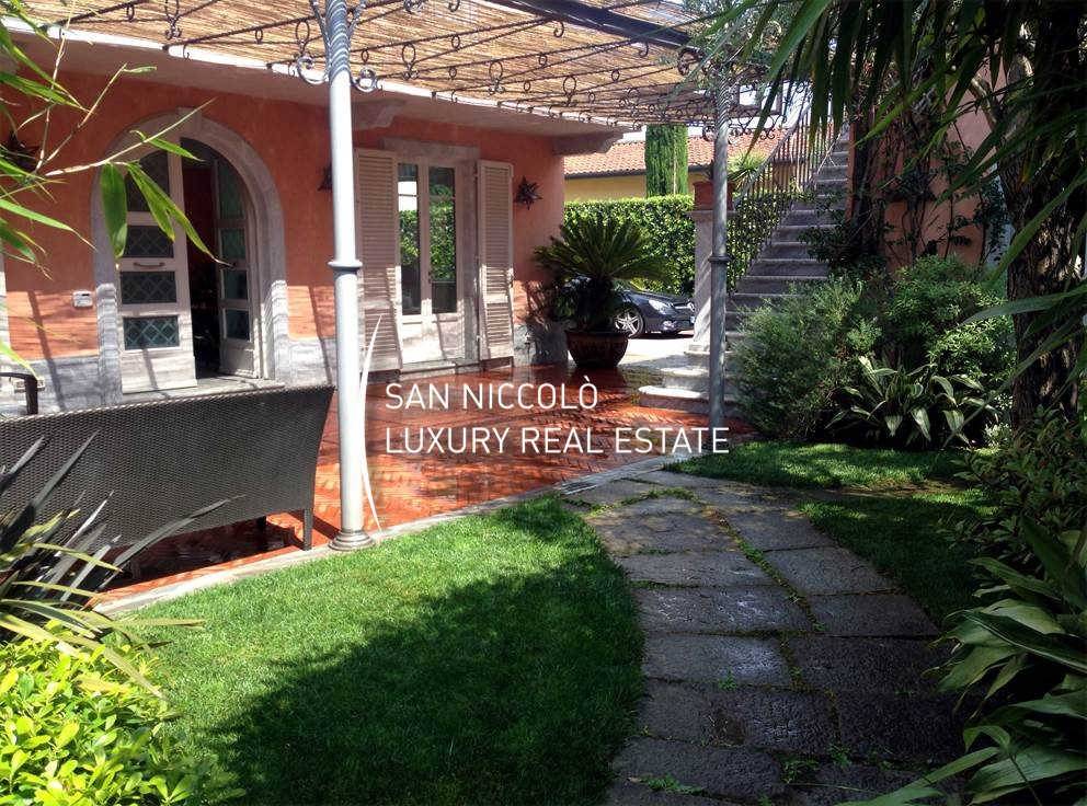 Villa a Forte dei marmi in Via Niccolò Machiavelli - Foto 3