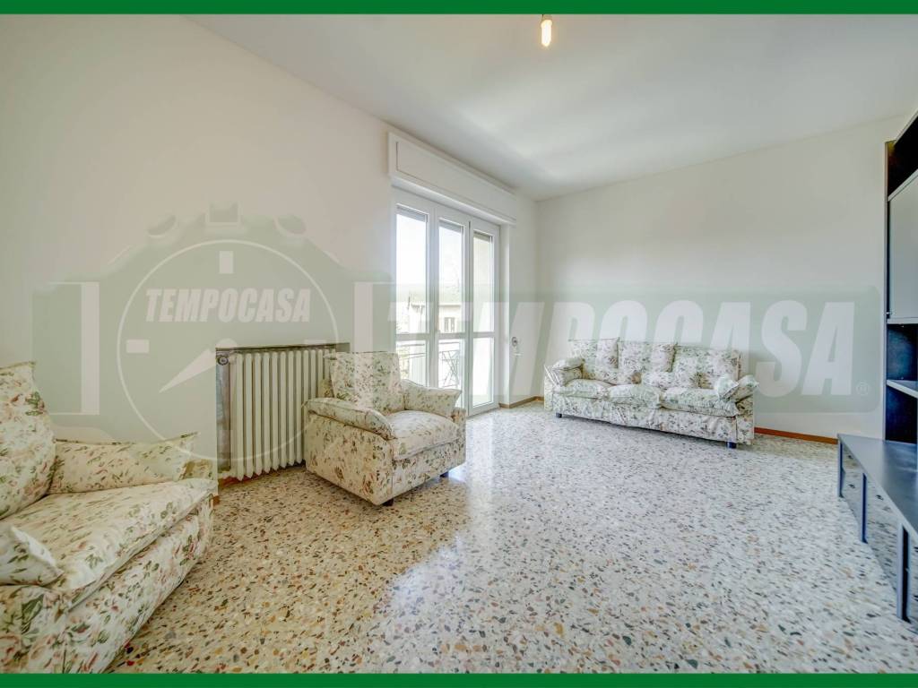 Appartamento a Gavirate in Via Cornelio Rovera, 52 - Foto 4