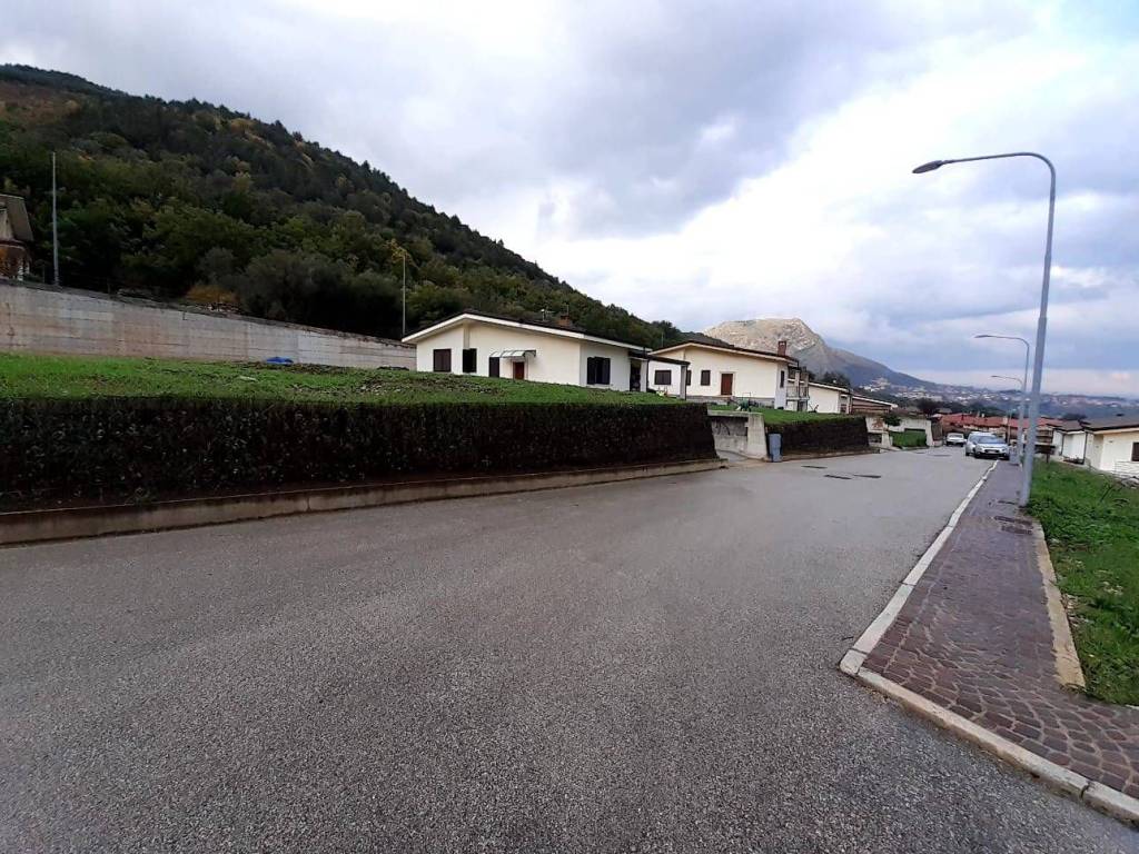 Terreno a Cautano in Via Madonnina del Grappa - Foto 3
