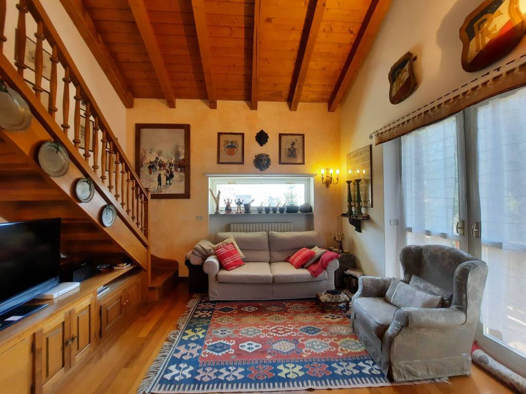 Appartamento a Courmayeur in Viale Monte Bianco - Foto 3