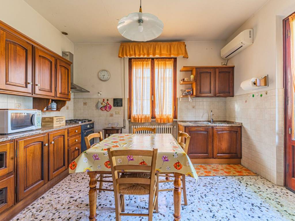 Villa a Pistoia in Via Giambattista Pergolesi - Foto 4